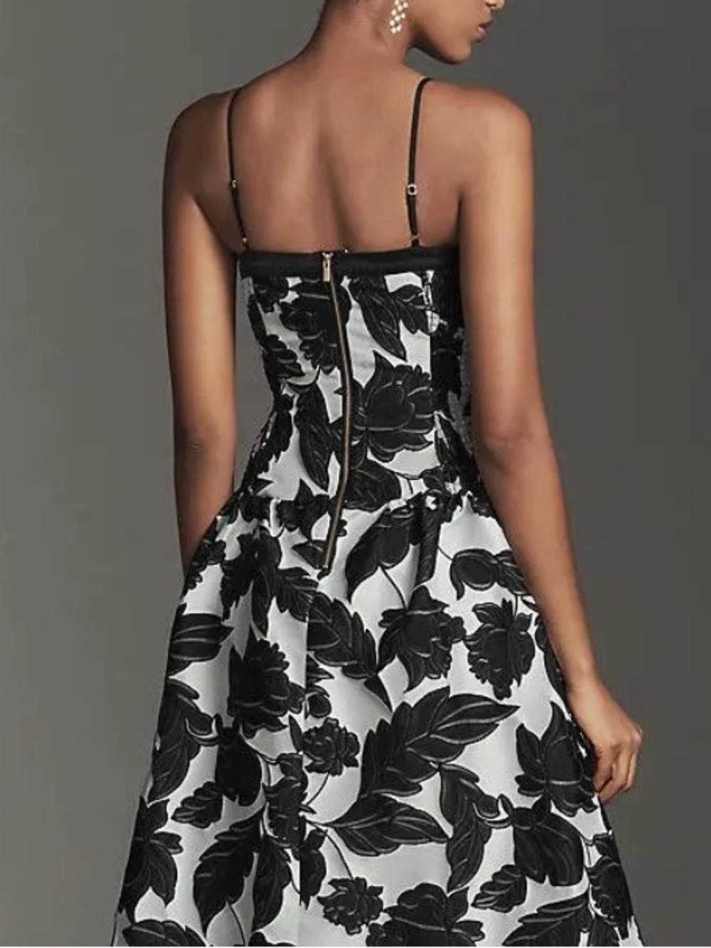 Jacquard Midi Dress
Sleeveless 
NWOT
COLOR - Black & Ivory
Maeve